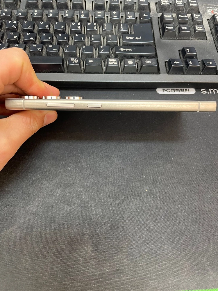 갤럭시S24울트라 그레이 256GB 무잔상 상태좋은 중고74만3천팝니다 이미지