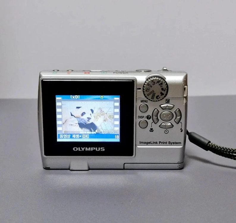 올림푸스 FE-130 디지털카메라 이미지