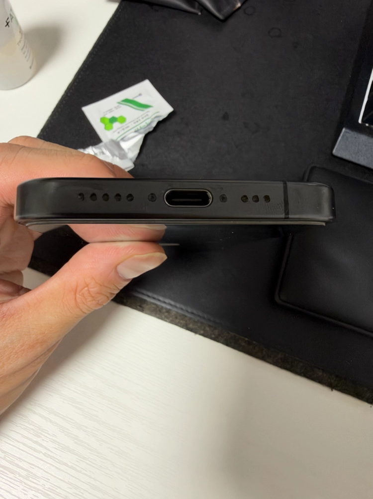 아이폰 15 프로 블랙 128GB 이미지