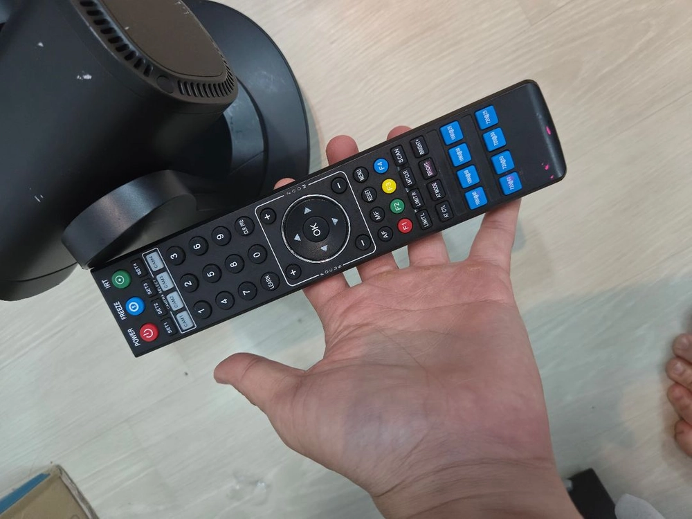 VM PTZ 4K 카메라 B71 리모컨 포함 이미지