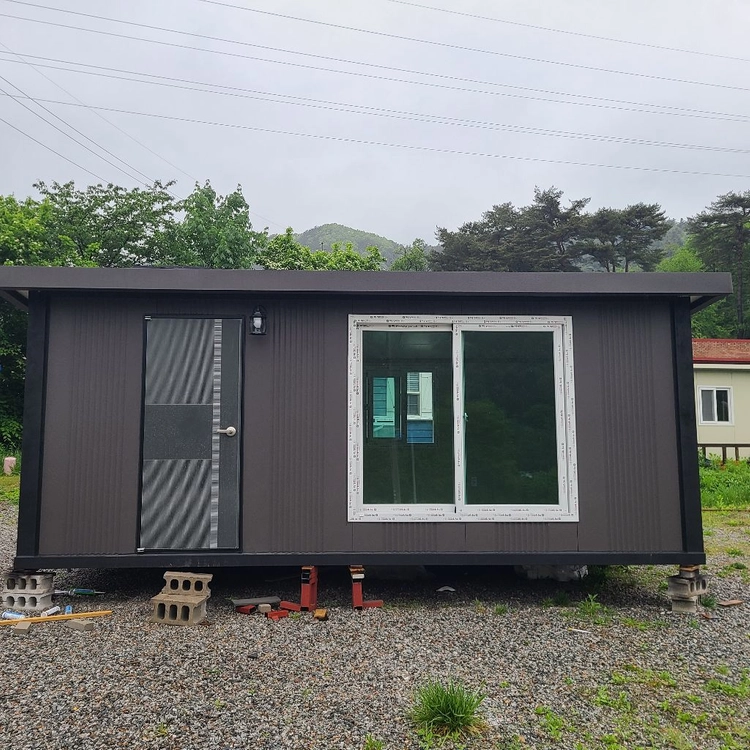 농막 컨테이너 3m x 6m 체류형쉼터 판매합니다 이미지