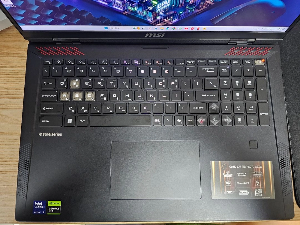 MSI 레이더 18 285hx rtx5080(5080) 64gb 2tb 게이밍노트북 이미지