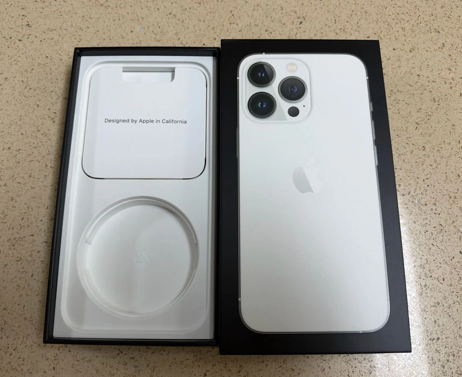 아이폰13프로 실버 256GB 이미지