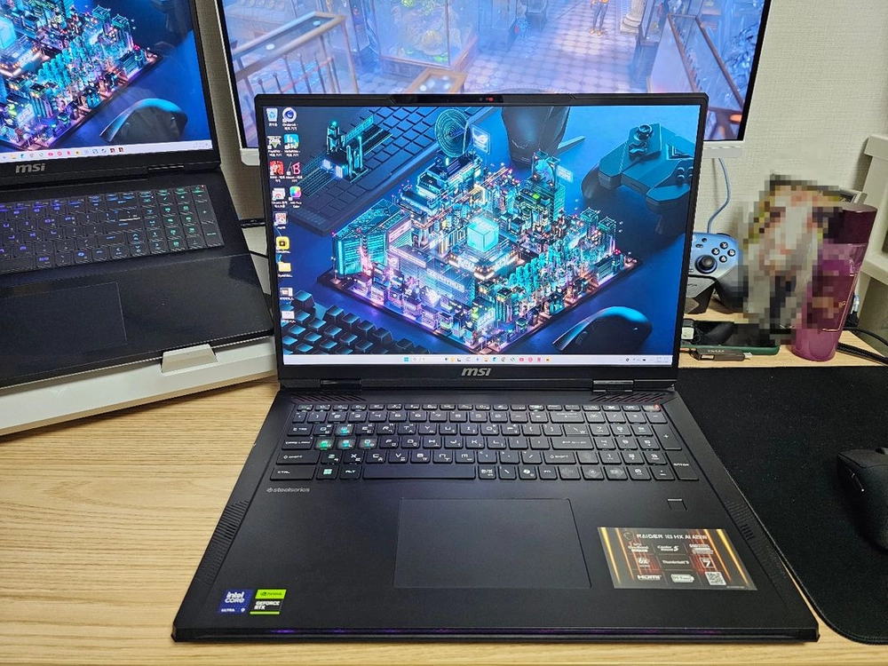 MSI 레이더 18 285hx rtx5080(5080) 64gb 2tb 게이밍노트북 이미지