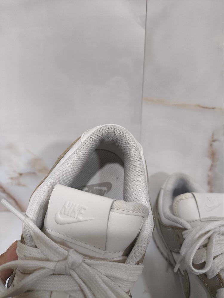 235mm 나이키 덩크 로우 PRM 사파리 팬텀 이미지