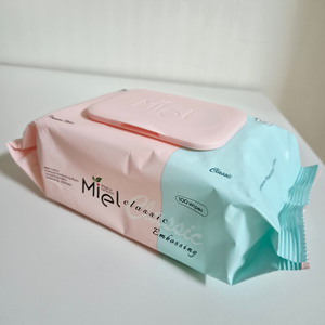 새상품 <1개> 미엘 클래식 엠보싱 대용량 물티슈 100매 캡형 국산 420g 저자극 생활용품 청소용품 유아용품 이미지