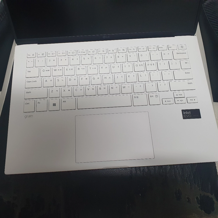 24년제조)LG그램 14Z90S 14인치 U5 램16 SSD256 이미지