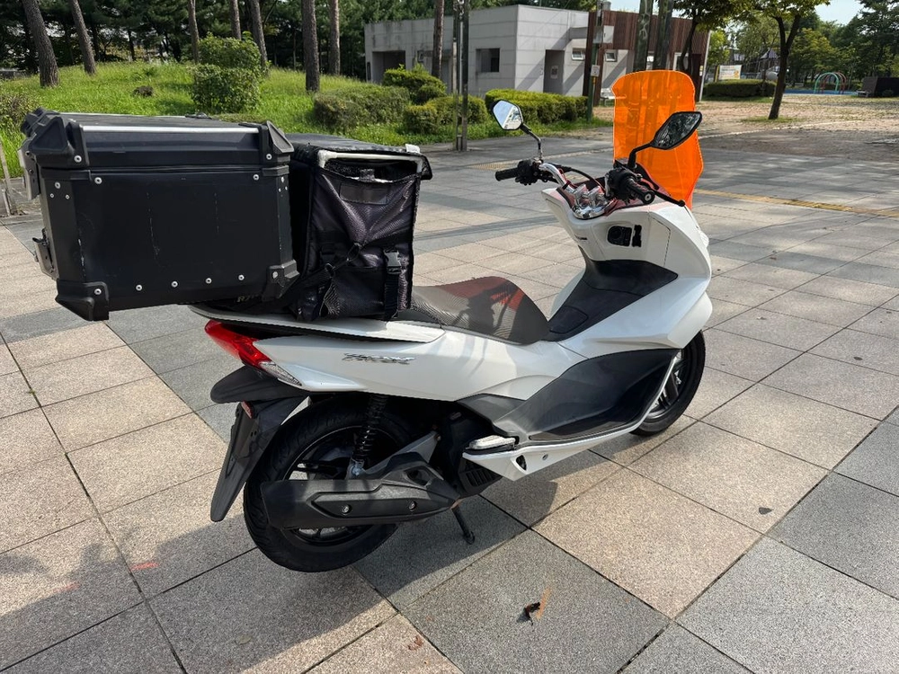 혼다 pcx125 17년 스마트키 배달셋팅 팝니다 이미지