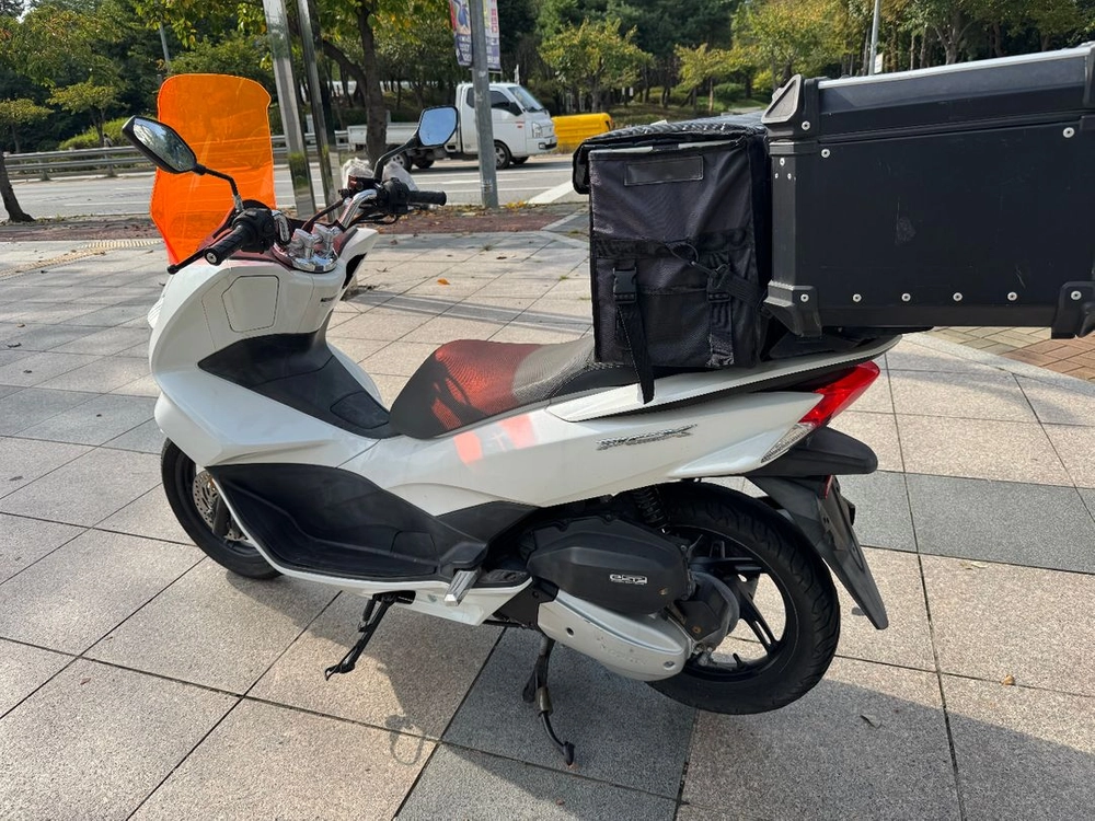 혼다 pcx125 17년 스마트키 배달셋팅 팝니다 이미지