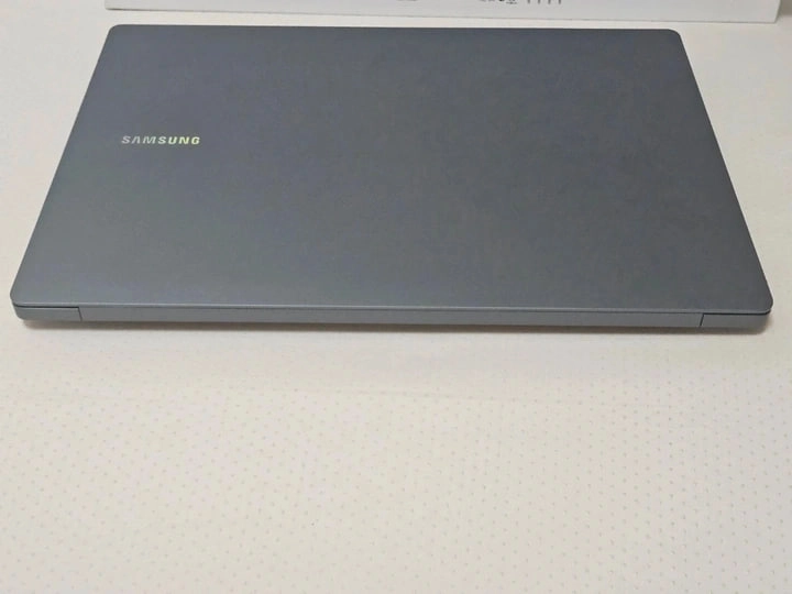 삼성 갤럭시북4 Pro 16 NT960XGK-KD72G 울트라7 32GB 1TB 이미지