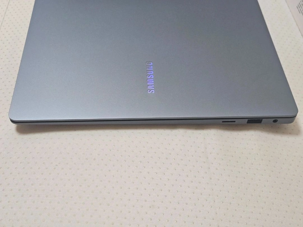 삼성 갤럭시북4 Pro 16 NT960XGK-KD72G 울트라7 32GB 1TB 이미지