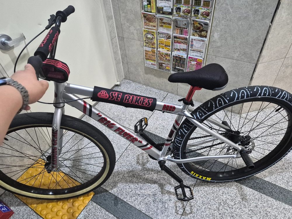 윌리바이크 se bikes 빅플라이어 기스도까 없음 이미지