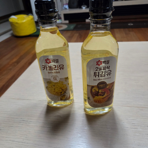 백설 카놀라유와 2배 바삭 튀김유 2종 세트입니다. 이미지