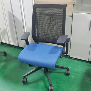 수입명품 스틸케이스 씽크체어 이미지