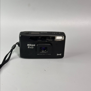 니콘 AF600 필름카메라 이미지