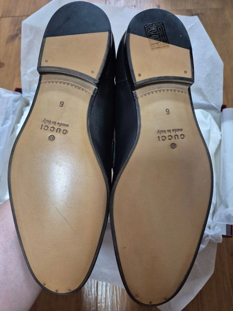 구찌 조르단 로퍼 이미지
