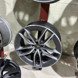 20인치 53 amg 휠 판매합니다 이미지
