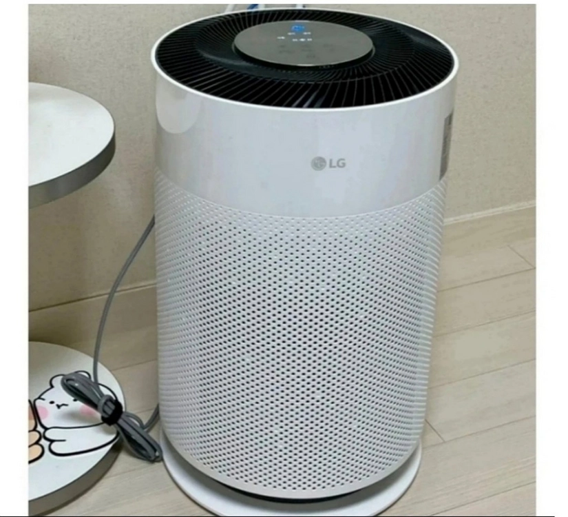 # LG 퓨리케어 공기청정기 최신형 공기청정 - 상태 좋음 이미지