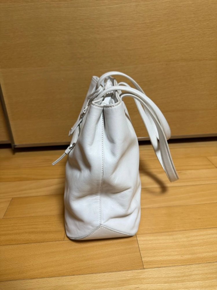 DKMY 디케이앤와이 가죽 가방 백 토트백 숄더백 기리메등 다 짱짱해요최고급 부자재 자연스러운 사용감 밑판 가로 3 이미지