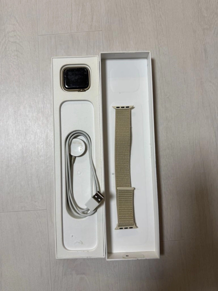 애플워치6 40mm 풀박스(셀룰러) - 안심되는 중고거래