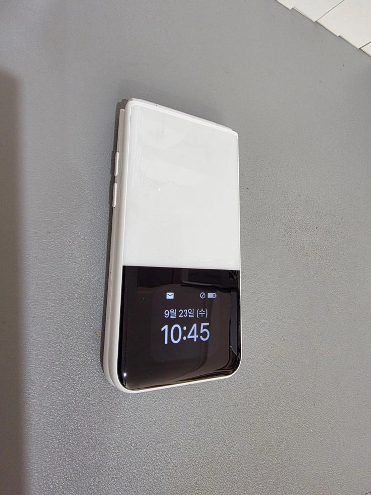 스타일폴더2 32GB 화이트 펄 이미지