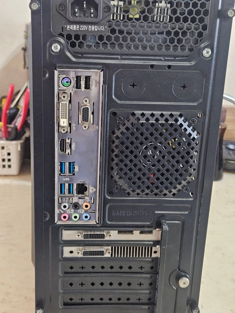 데스크탑PC (i5-6600, RAM 8G, SSD 120G, HDD 500G, GTX660) 이미지