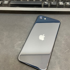 아이폰SE3 블랙 128GB 상태좋은 중고29만팝니다. 이미지