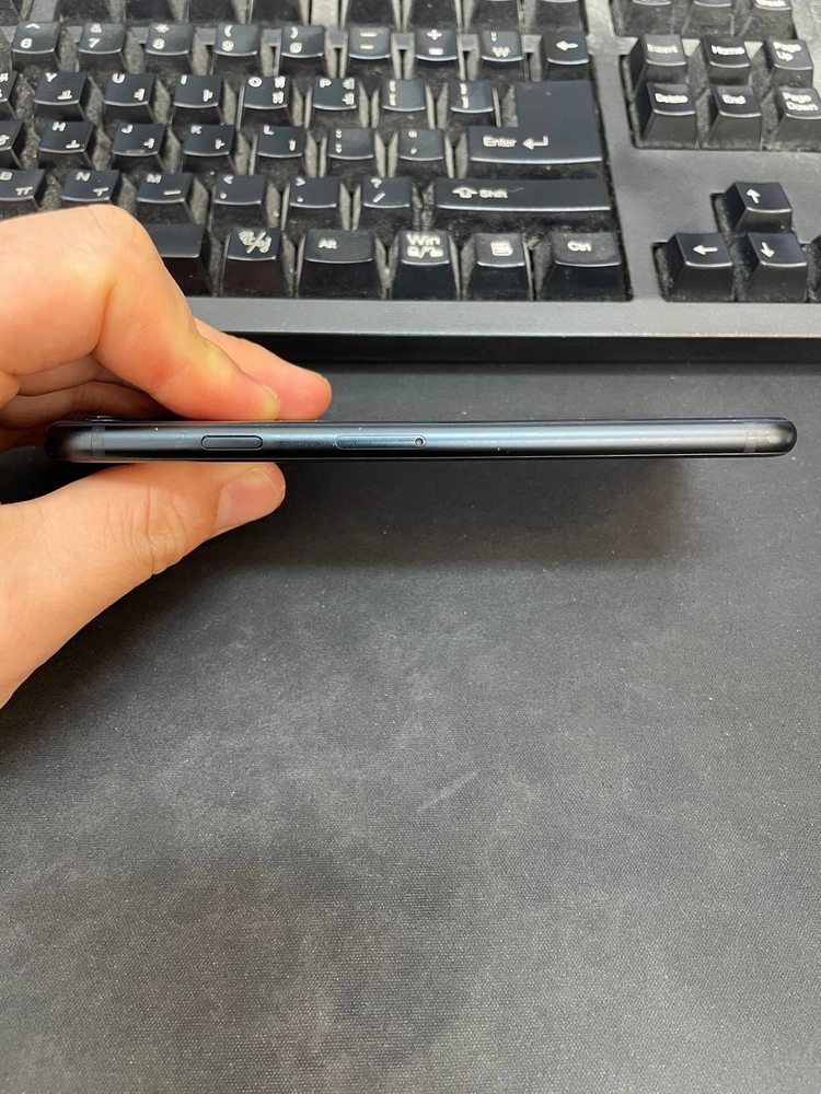 아이폰SE3 블랙 128GB 상태좋은 중고29만팝니다. 이미지