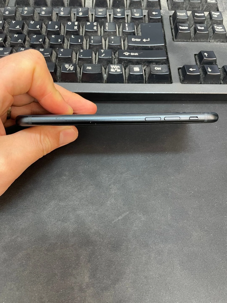 아이폰SE3 블랙 128GB 상태좋은 중고29만팝니다. 이미지