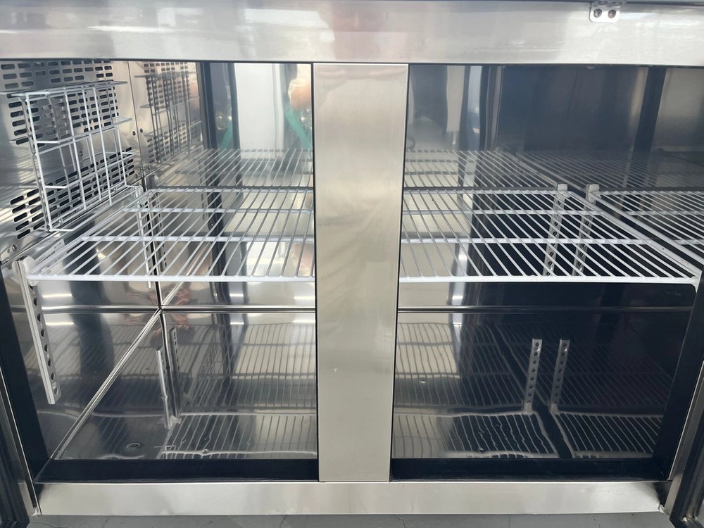 라셀르 테이블냉장고 1800 LT-1835R 업소용 카페 3도어 중고 간냉식 이미지
