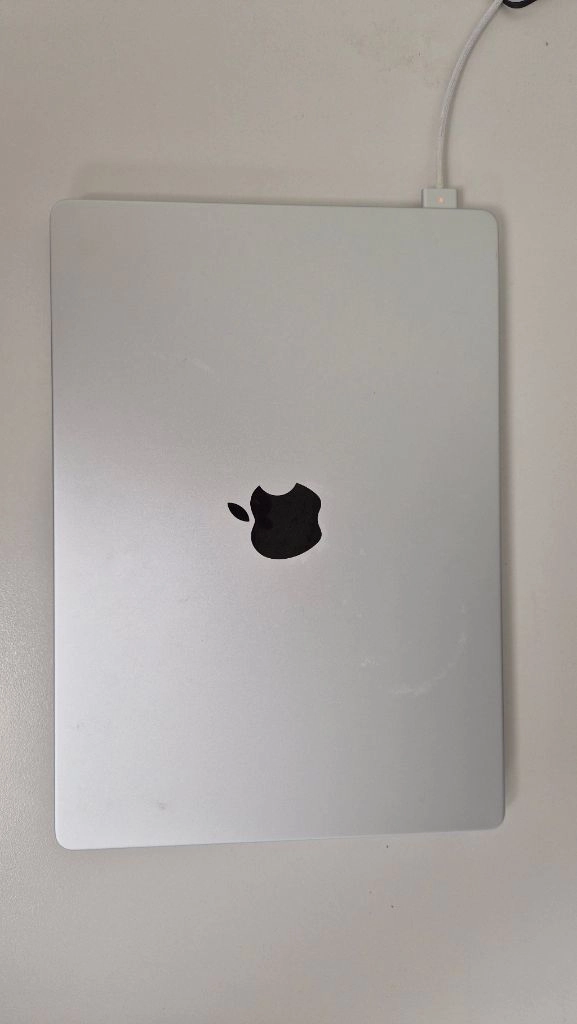 맥북 프로 14인치 m4 24gb 512gb 이미지