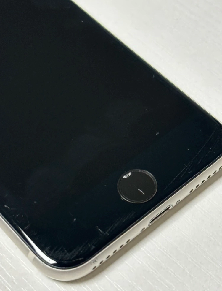 아이폰se3 128기가 화이트 - 안심되는 중고거래