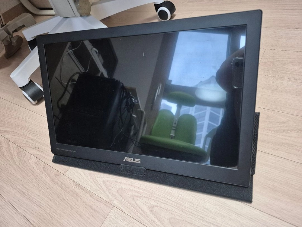 ASUS 15.6인치 포터블 모니터 MB169C+ (구성품 완비, FHD IPS) 이미지