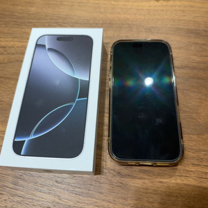 아이폰16프로 128gb 화이트 이미지