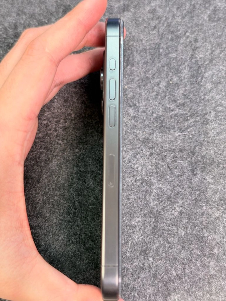 아이폰15pro 블랙 티타늄 512GB 이미지