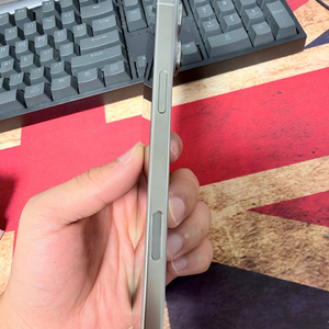 아이폰 16 프로 맥스 256GB 실버 이미지