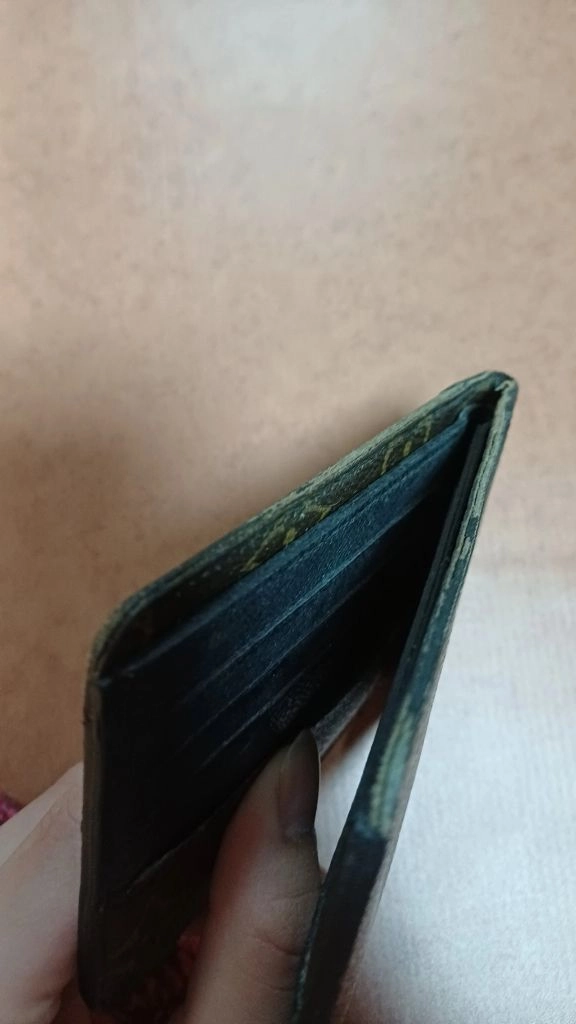 루이비통 모노그램 마카사르 지갑 이미지