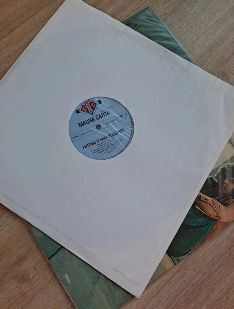 마그나 카르타 Magna Carta Putting It Back Togethe LP 이미지