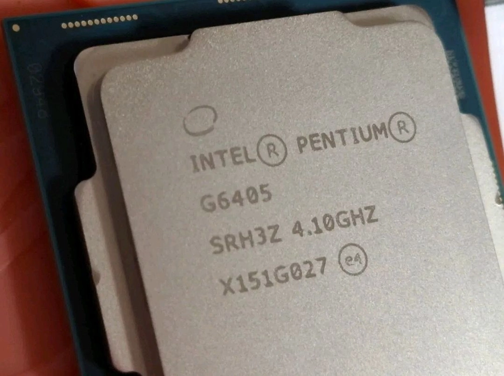 인텔 펜티엄 골드 G6405 CPU (LGA1200 / 써멀구리스 포함) 10세대 11세대 1200 내장그래픽 탑재 이미지