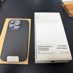 [미사용] 아이폰 15 프로 256GB 블랙 티타늄 미사용 리퍼 이미지