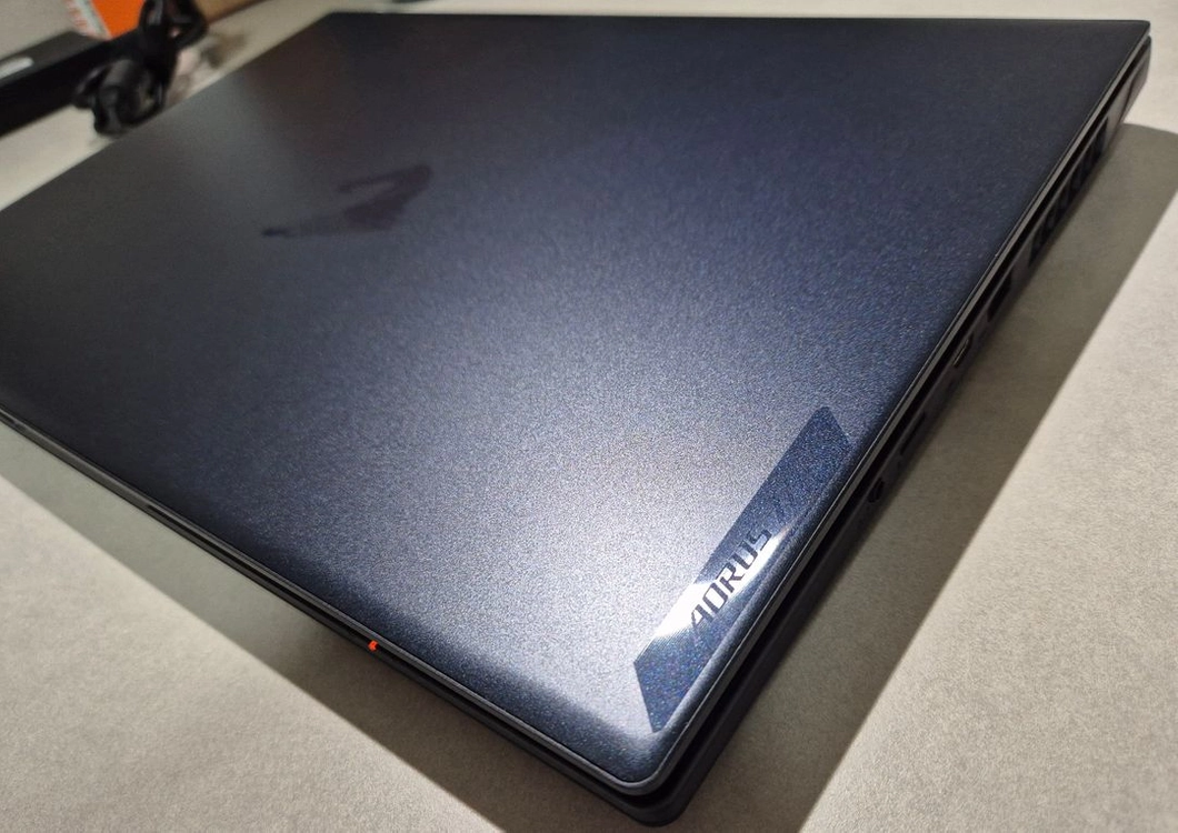 게이밍 노트북 기가바이트 Aorus 16X(14900HX/RTX 4070/DDR5 32GB) 이미지