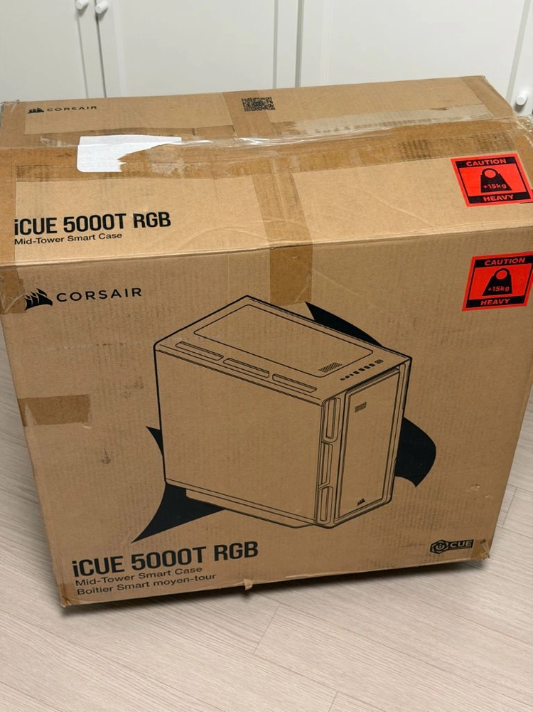 커세어 5000T RGB 블랙 케이스 이미지