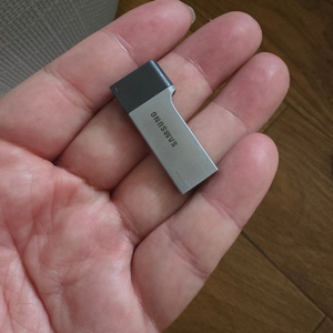 삼성전자 OTG USB 메모리 MUF-128CB 판매합니다 이미지
