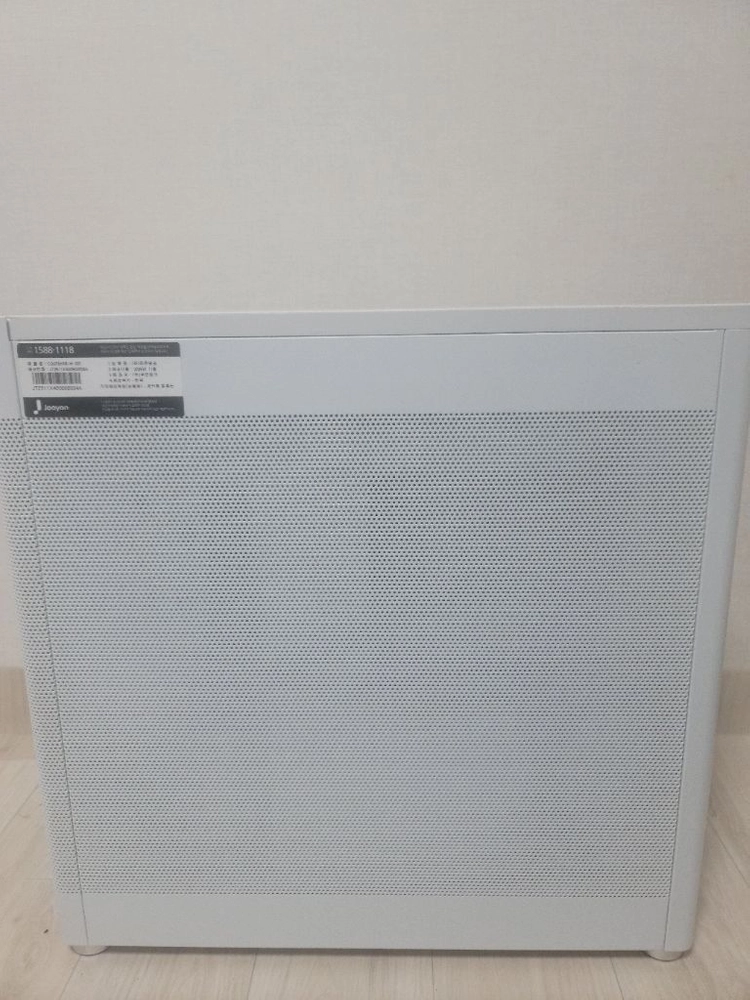 고성능 게이밍 데스크탑 이미지