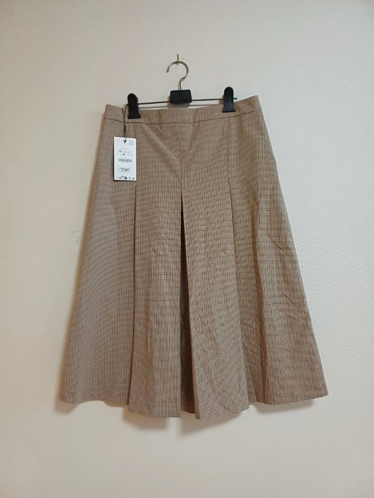 미착용 ZARA 플리츠 미디스커트 M 판매합니다 이미지