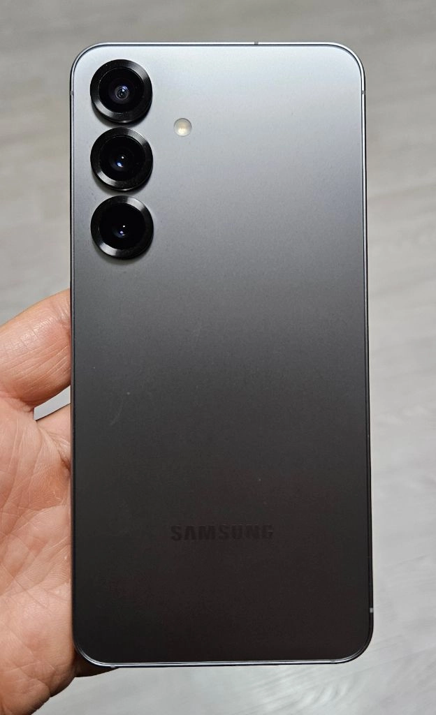 갤럭시 S25 실버쉐도우 256GB 싸게 팝니다. 이미지