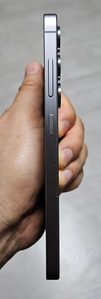 갤럭시 S25 실버쉐도우 256GB 싸게 팝니다. 이미지