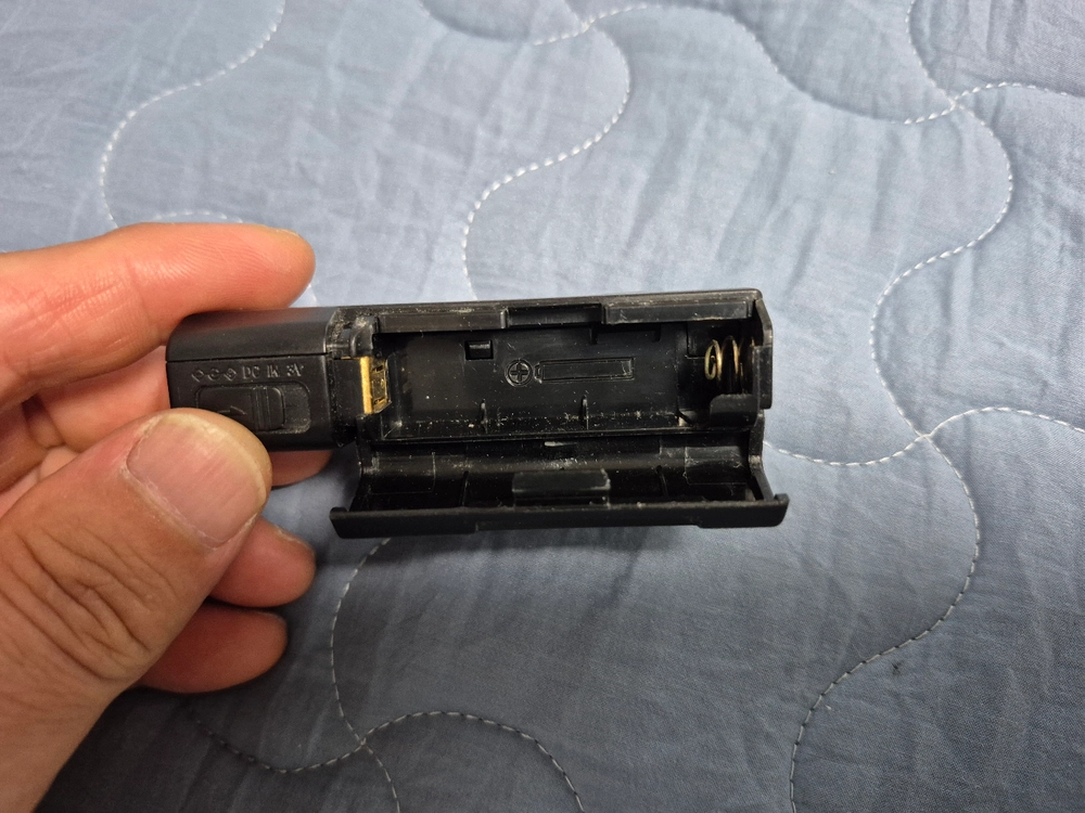 SONY D-NE900 BLACK색상 정상작동품 판매합니다. 이미지