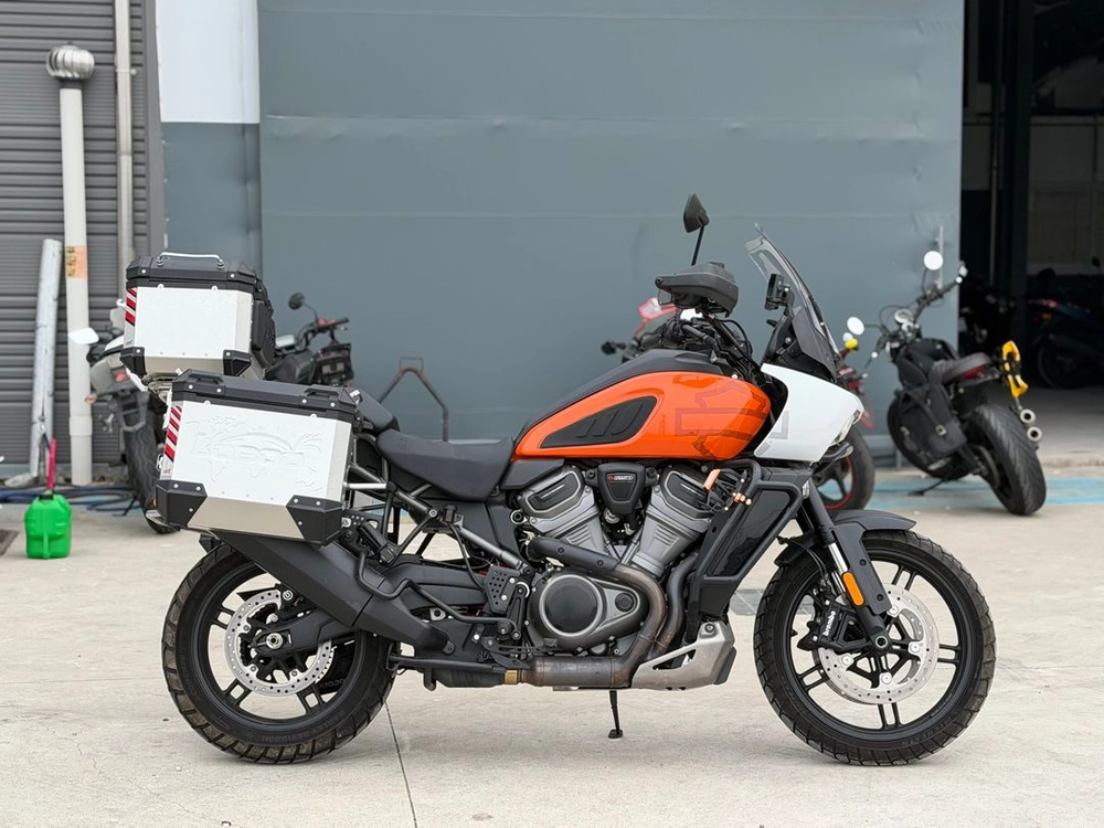 할리데이비슨 팬아메리카 1250 스페셜 21년식 3300KM 신차급차량 판매합니다 이미지