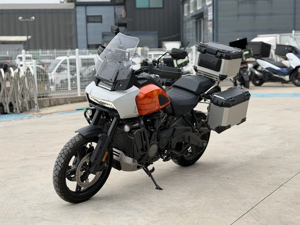 할리데이비슨 팬아메리카 1250 스페셜 21년식 3300KM 신차급차량 판매합니다 이미지